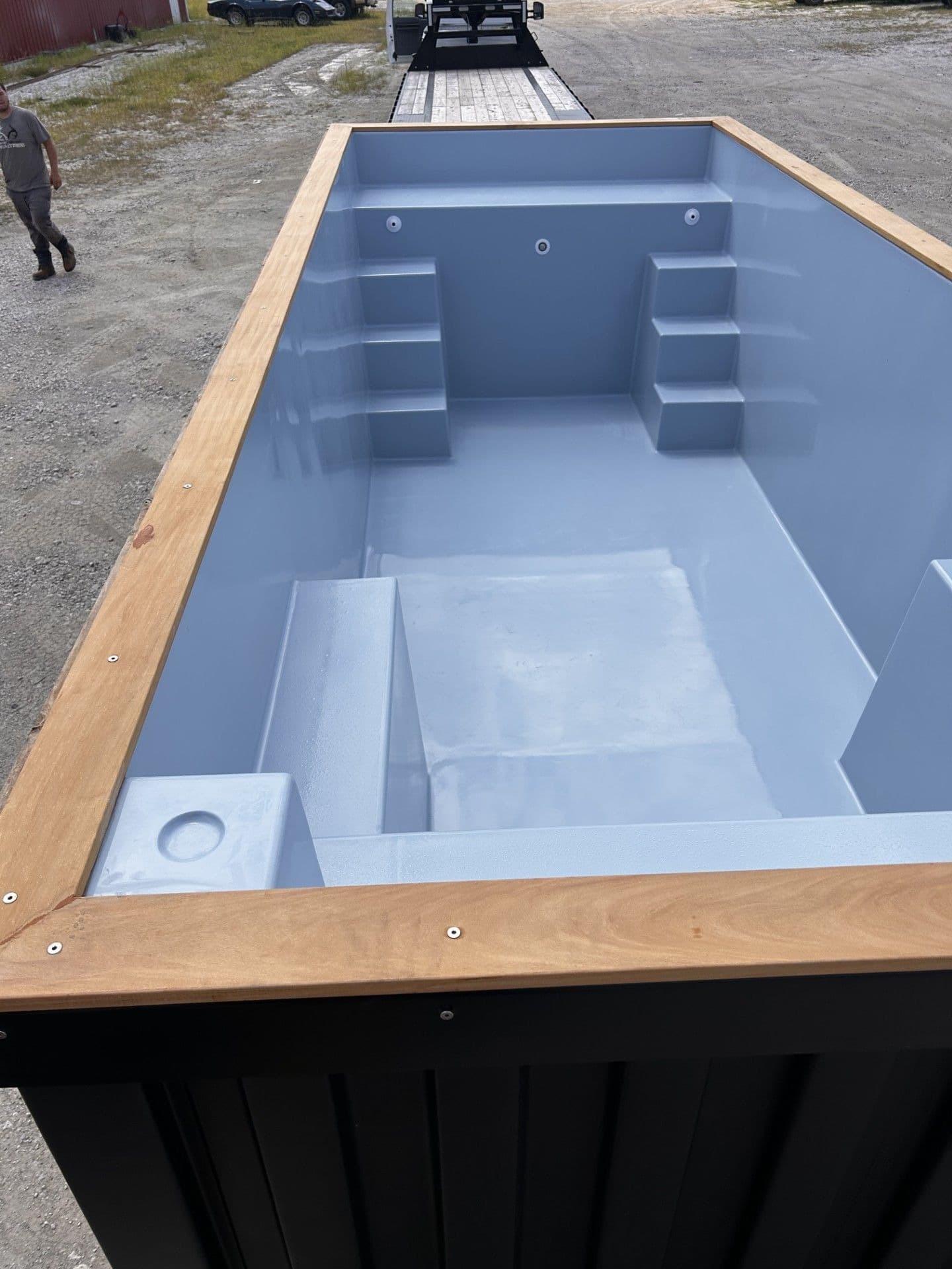 2025 container pool build